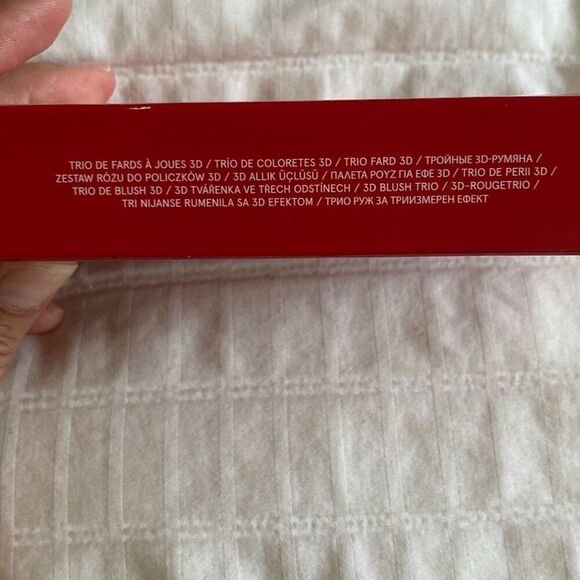 ONE/SIZE Cheek Clapper Blush Palette  in Very That - Picture 4 of 9